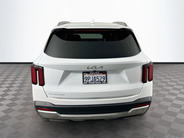 2025 Kia Sorento S