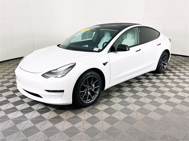 2020 Tesla Model 3 Standard Range Plus