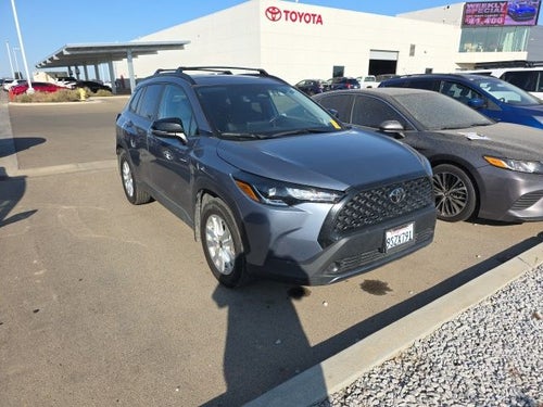 2025 Toyota Corolla Cross LE