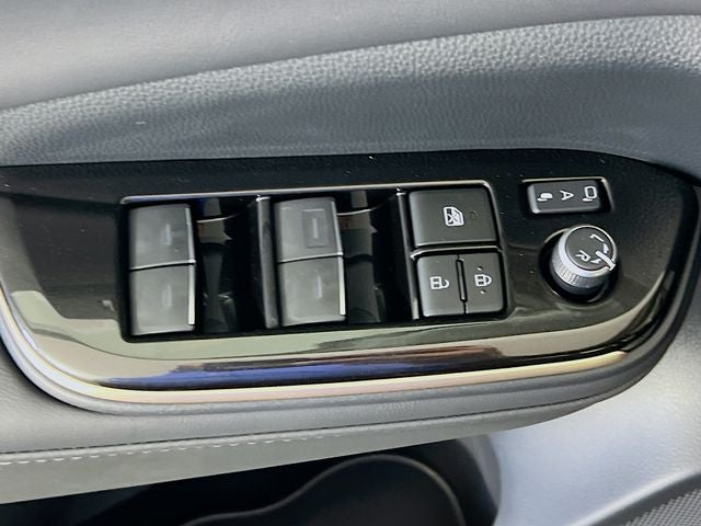 2026 Toyota Crown Signia Limited