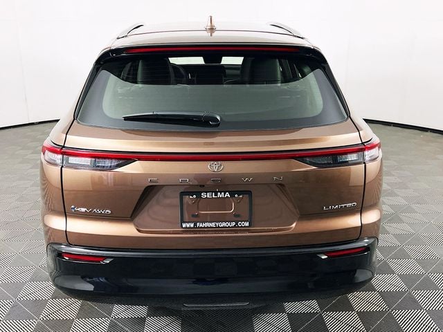 2026 Toyota Crown Signia Limited