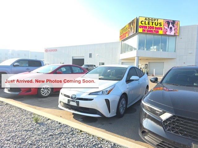 2022 Toyota Prius L Eco