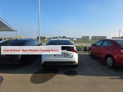 2022 Toyota Prius L Eco