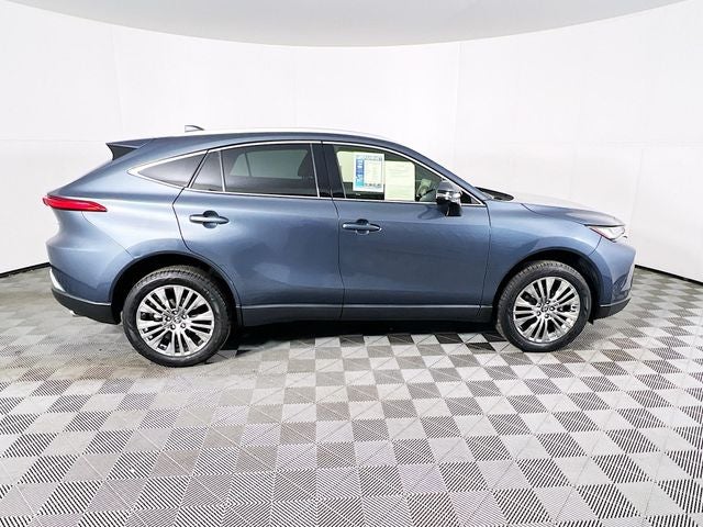 2022 Toyota Venza XLE