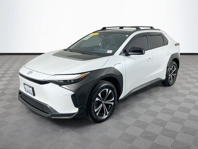 2025 Toyota bZ4X XLE