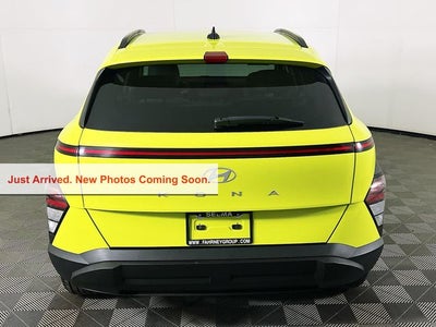 2024 Hyundai KONA SEL