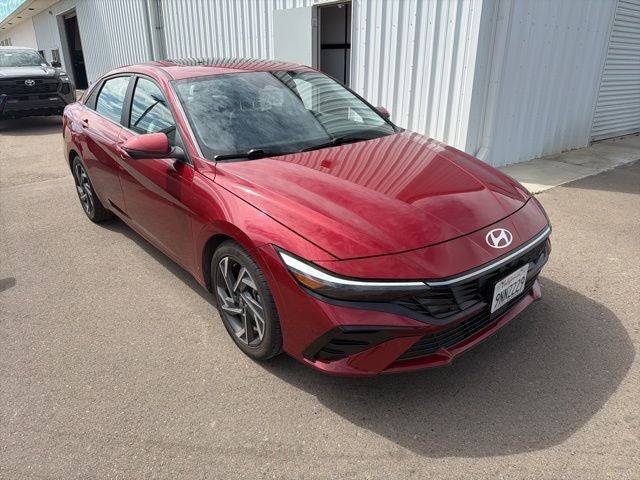 2024 Hyundai ELANTRA Limited
