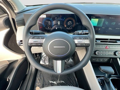 2026 Hyundai TUCSON SE FWD