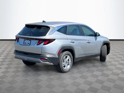 2026 Hyundai TUCSON SE FWD