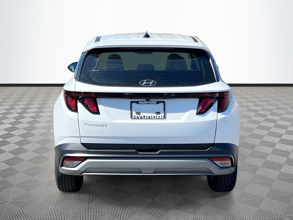 2026 Hyundai TUCSON SE FWD