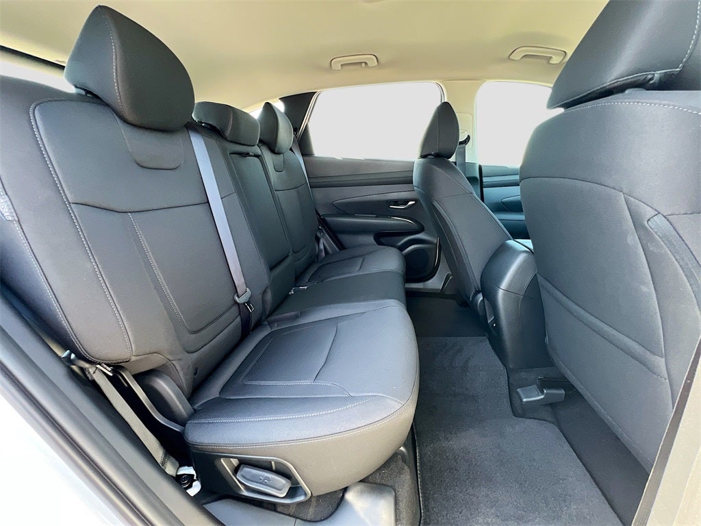 2026 Hyundai TUCSON SE FWD