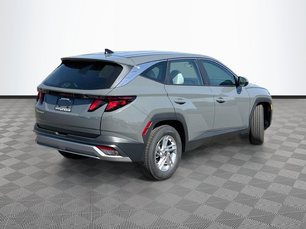 2026 Hyundai TUCSON SE FWD