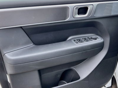2027 Hyundai SANTA FE SE FWD