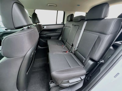 2027 Hyundai SANTA FE SE FWD