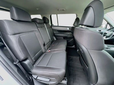 2027 Hyundai SANTA FE SE FWD