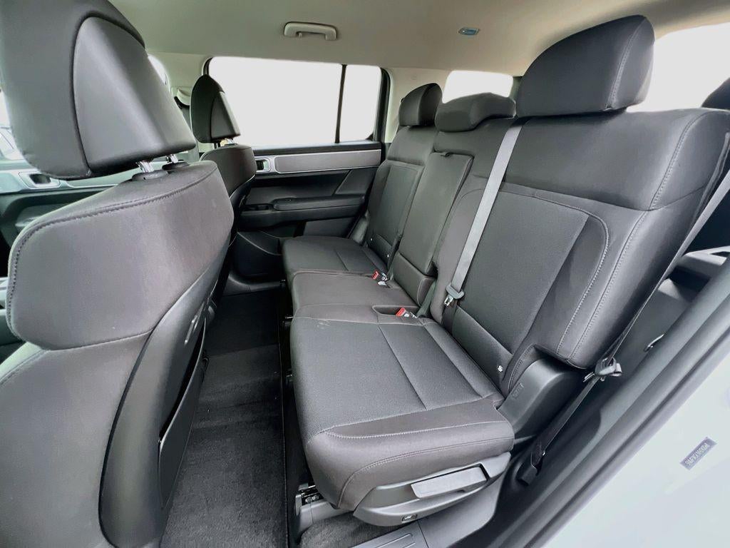 2027 Hyundai SANTA FE SE FWD