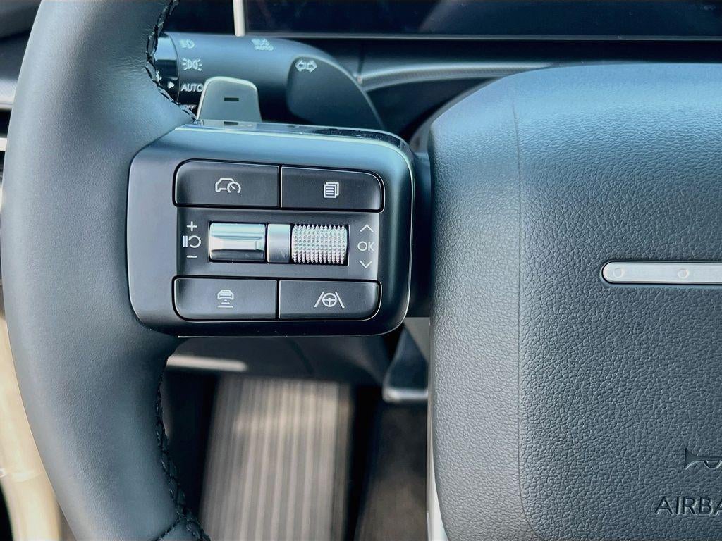 2027 Hyundai SANTA FE SE FWD