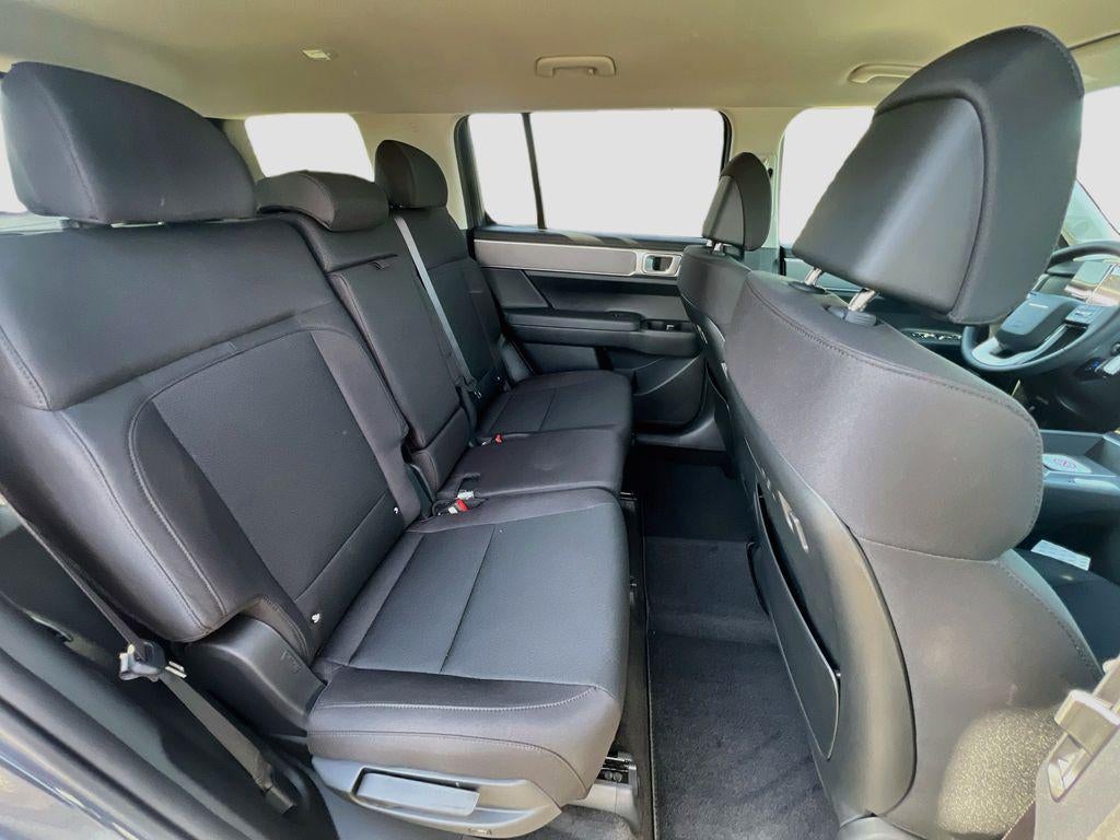 2027 Hyundai SANTA FE SE FWD