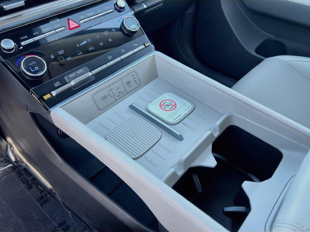 2027 Hyundai SANTA FE HYBRID SEL