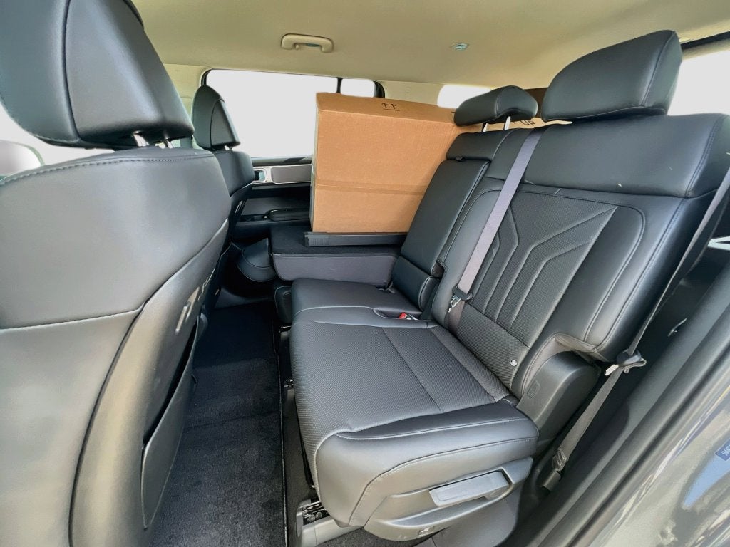 2027 Hyundai SANTA FE HYBRID SEL
