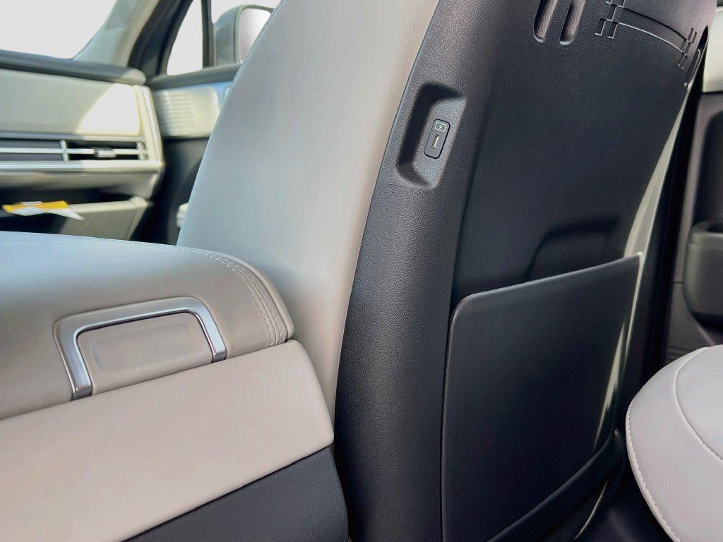 2027 Hyundai SANTA FE SEL FWD