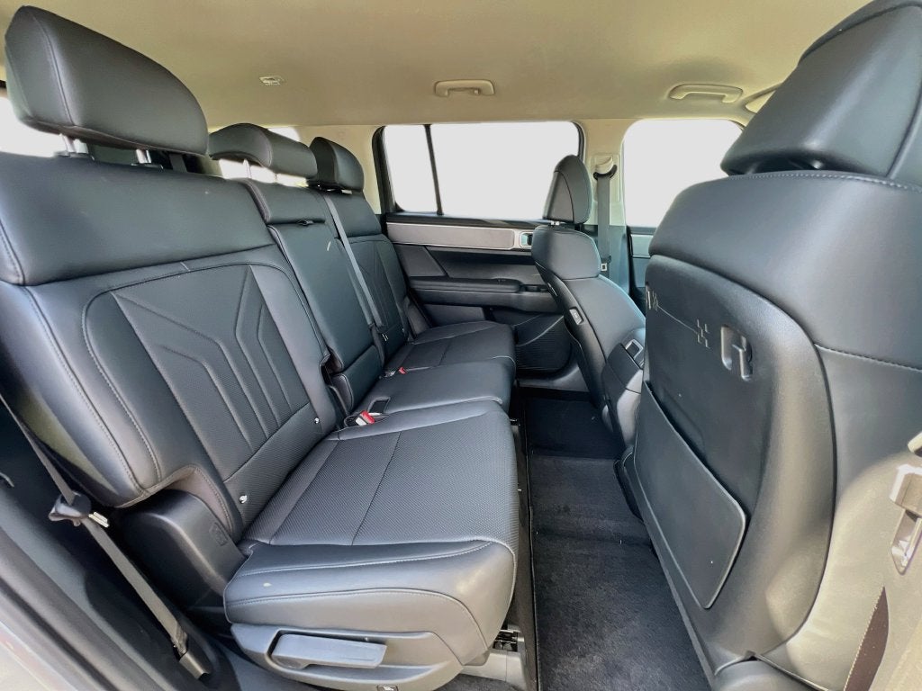 2027 Hyundai SANTA FE SEL FWD
