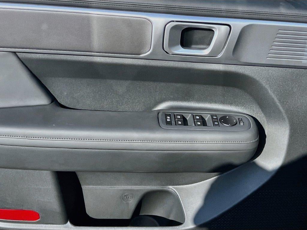 2027 Hyundai SANTA FE SEL FWD