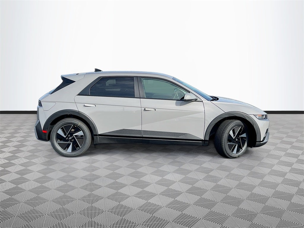 2026 Hyundai IONIQ 5 SE