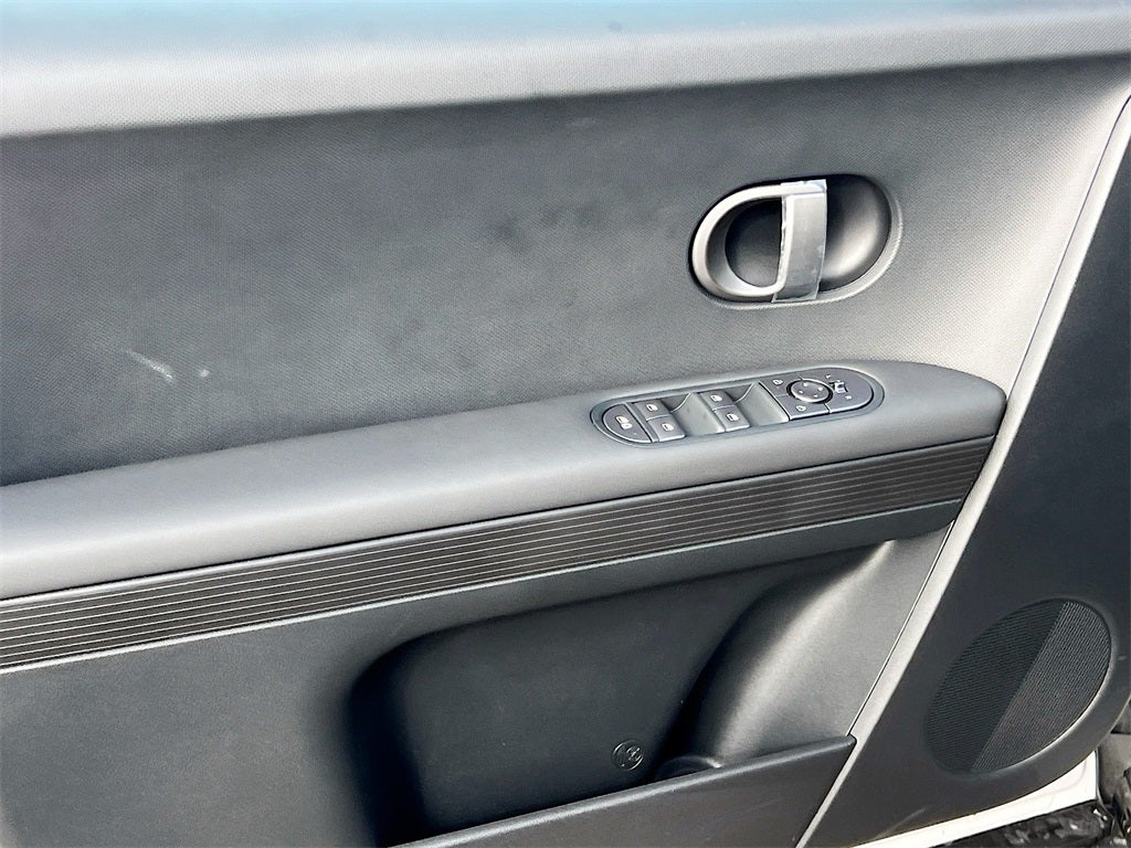 2026 Hyundai IONIQ 5 SE