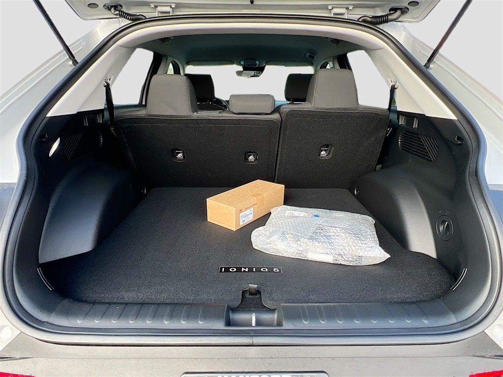 2026 Hyundai IONIQ 5 SE