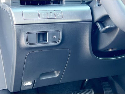 2026 Hyundai KONA SE FWD