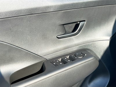 2026 Hyundai KONA SE FWD