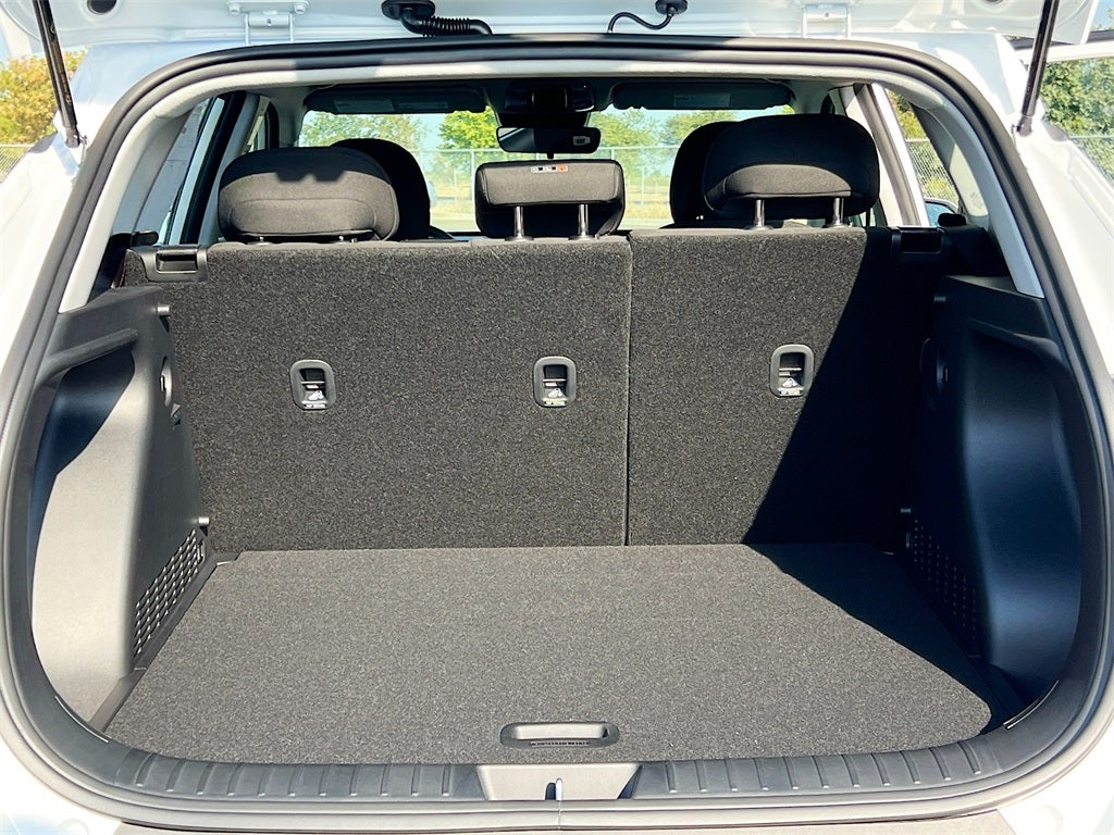 2026 Hyundai KONA SE FWD