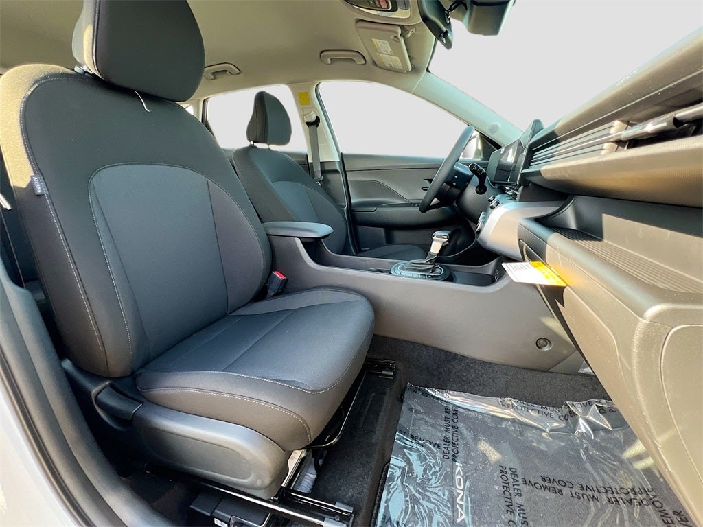 2026 Hyundai KONA SE FWD