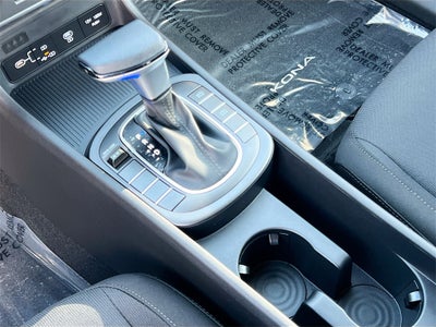 2026 Hyundai KONA SE FWD