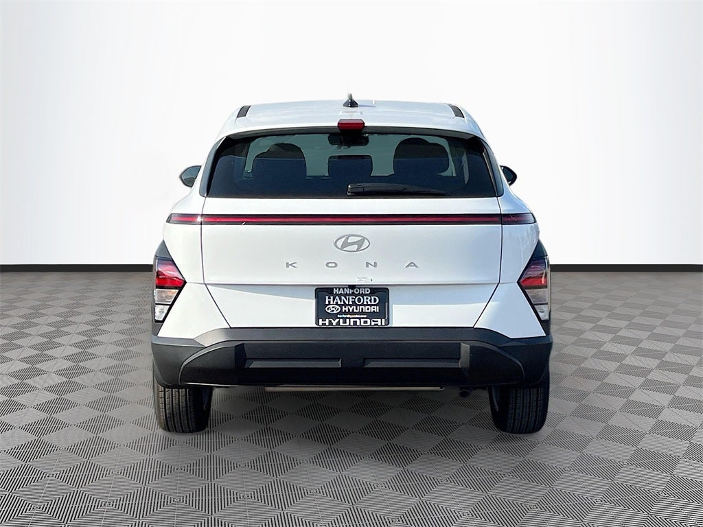 2026 Hyundai KONA SE FWD