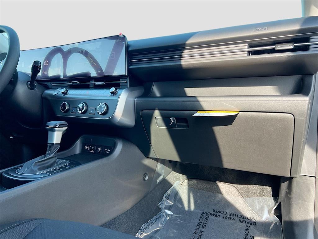 2026 Hyundai KONA SE FWD