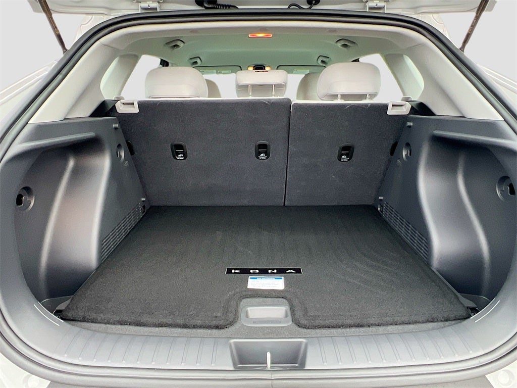 2026 Hyundai KONA SE FWD