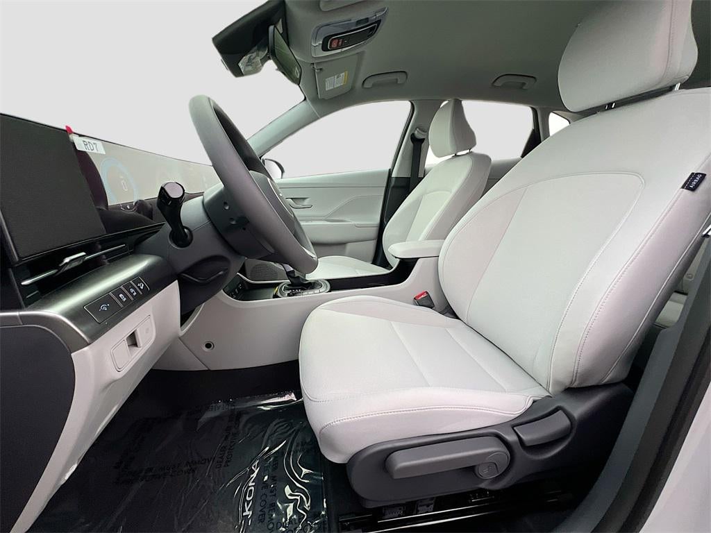 2026 Hyundai KONA SE FWD