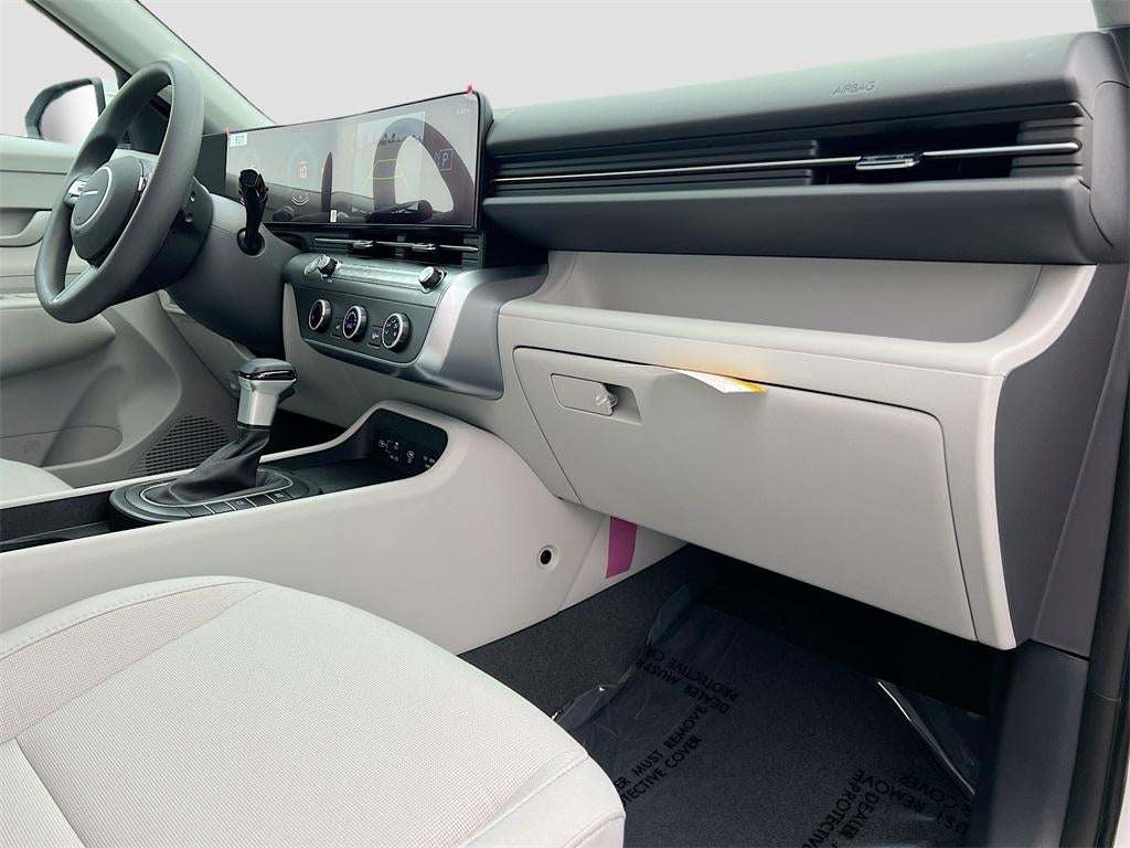 2026 Hyundai KONA SE FWD