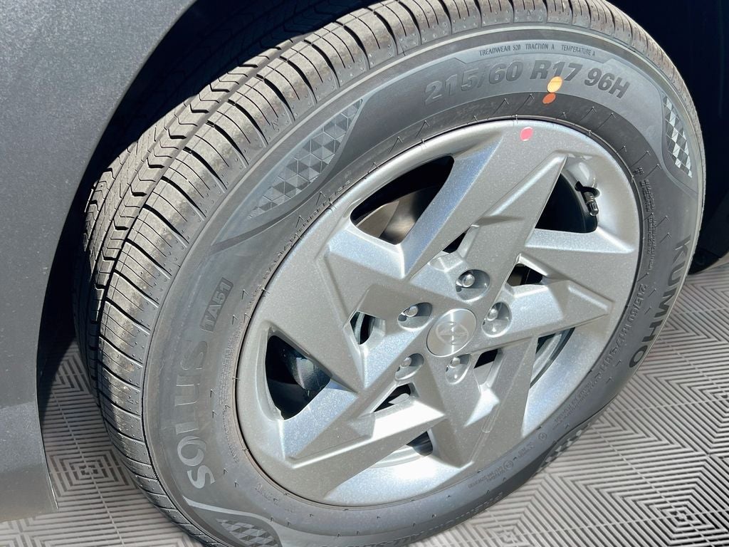 2027 Hyundai KONA SE FWD