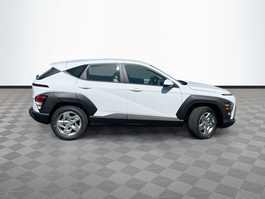 2027 Hyundai KONA SE FWD