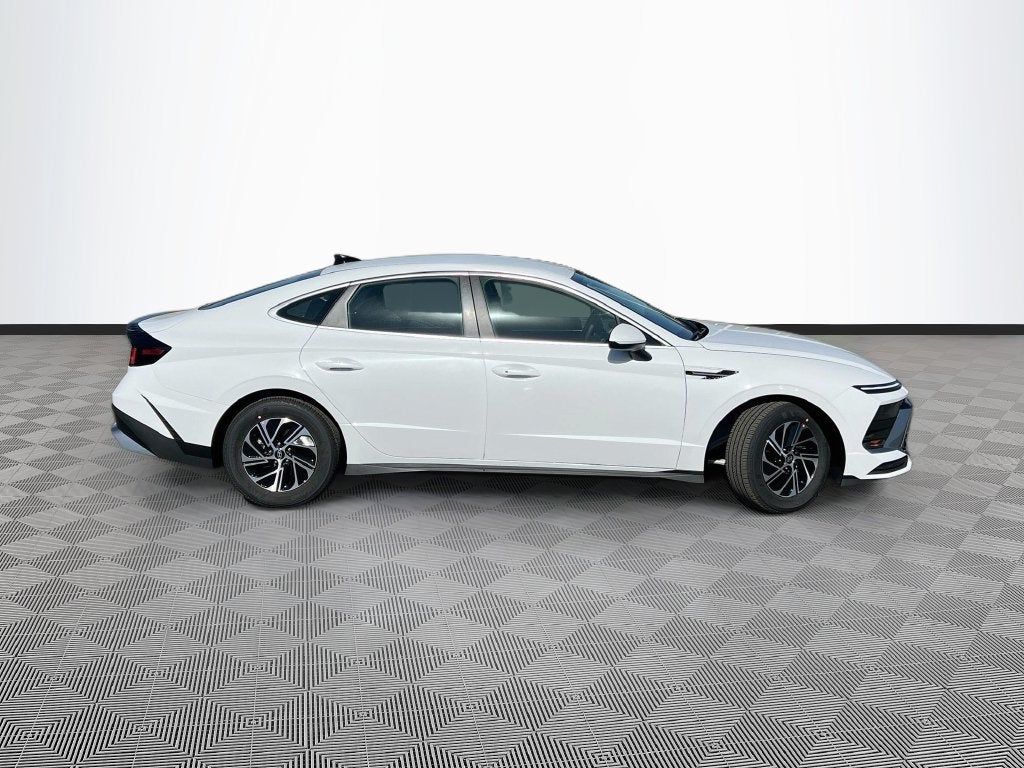 2027 Hyundai SONATA HYBRID Blue