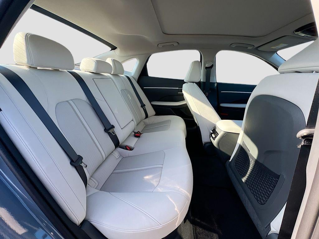 2026 Hyundai SONATA HYBRID SEL