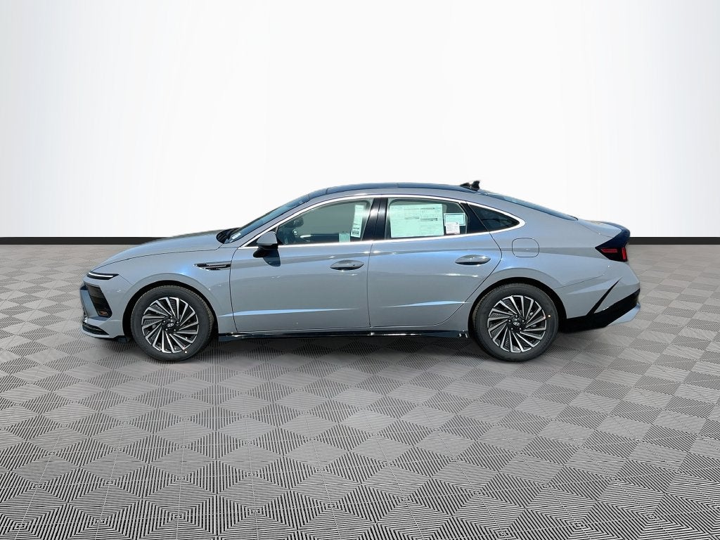 2027 Hyundai SONATA HYBRID SEL