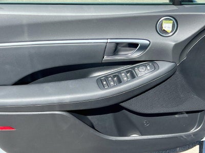 2027 Hyundai SONATA HYBRID SEL