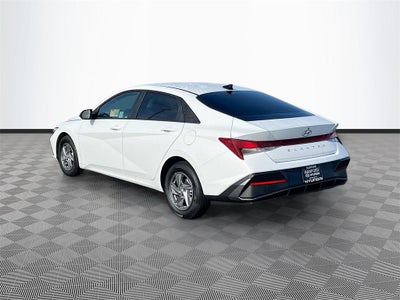 2026 Hyundai ELANTRA SE