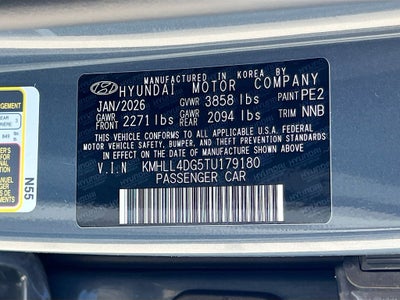 2026 Hyundai ELANTRA SE