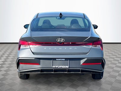 2026 Hyundai ELANTRA SE
