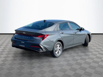 2026 Hyundai ELANTRA SE
